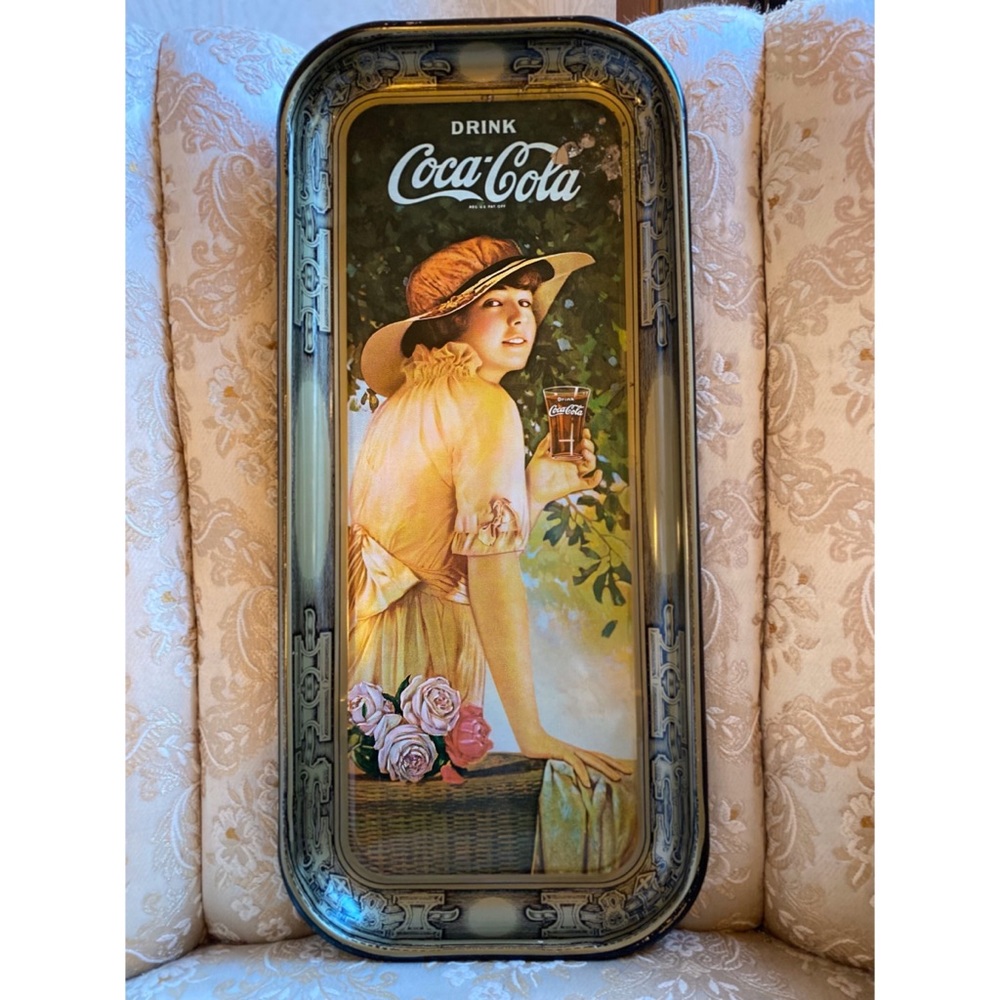 🔥 Vintage Coca Cola Tray, 1972-1973 🔥